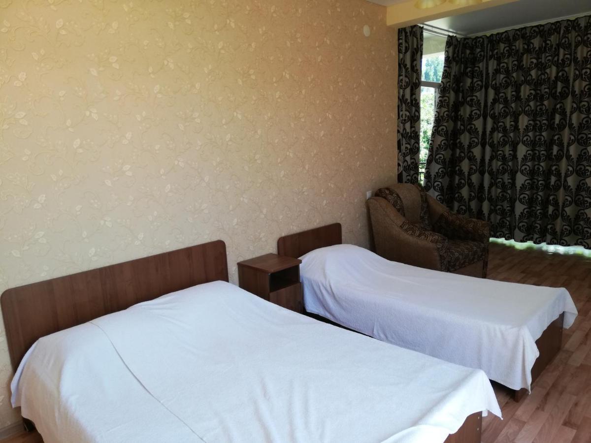 Aparthotel Na Abovyana 7 New Athos Bagian luar foto