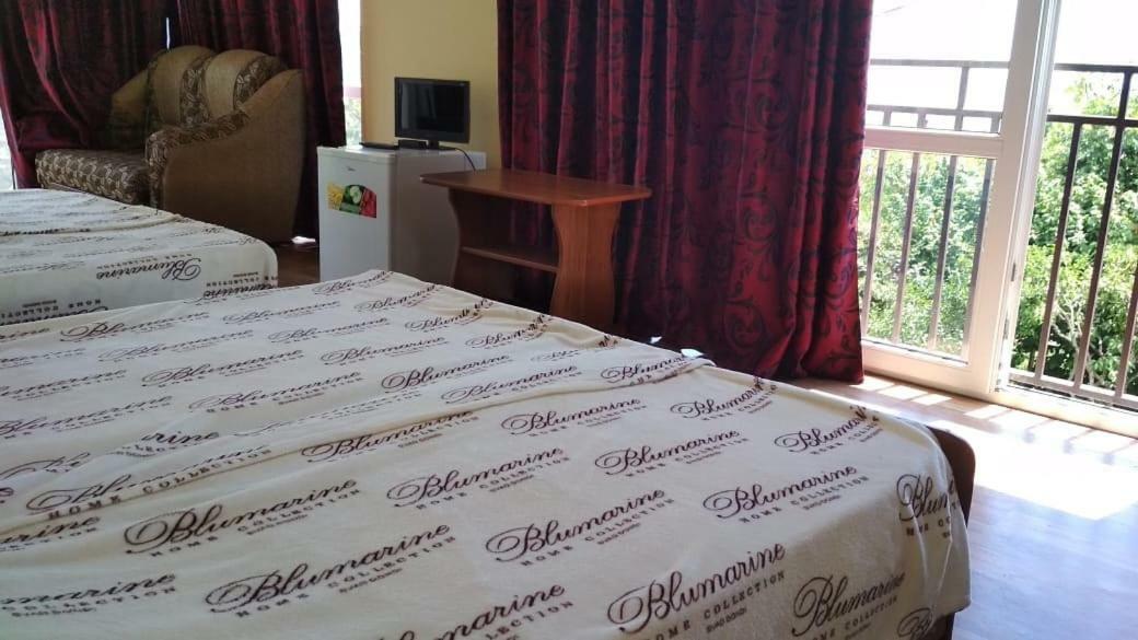 Aparthotel Na Abovyana 7 New Athos Bagian luar foto
